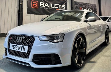 AUDI RS5 4.2 FSI V8 S Tronic quattro Euro 5 2dr
