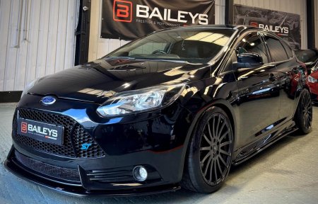 FORD FOCUS 2.0T EcoBoost ST-2 Euro 5 (s/s) 5dr