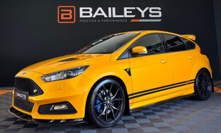 FORD FOCUS 2.0T EcoBoost ST-3 Euro 6 (s/s) 5dr