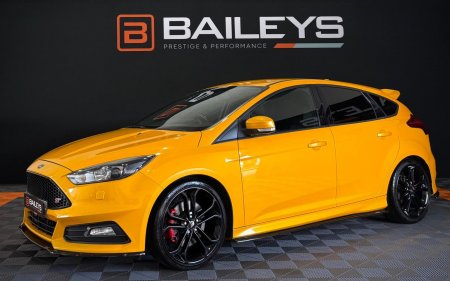 FORD FOCUS 2.0T EcoBoost ST-3 Euro 6 (s/s) 5dr